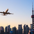 O krok od pandemii. Czy samoloty mogą roznieść nowego wirusa z Chin na cały świat?
