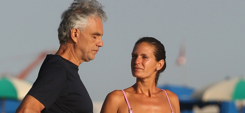 Andrea Bocelli ma piękną żonę. Jak wygląda w bikini?