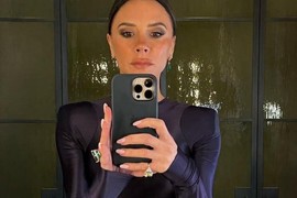 Žene su poludele za HALJINOM Viktorije Bekam: Naglašava sve atribute, cena je PAPRENA, ali je već RASPRODATA