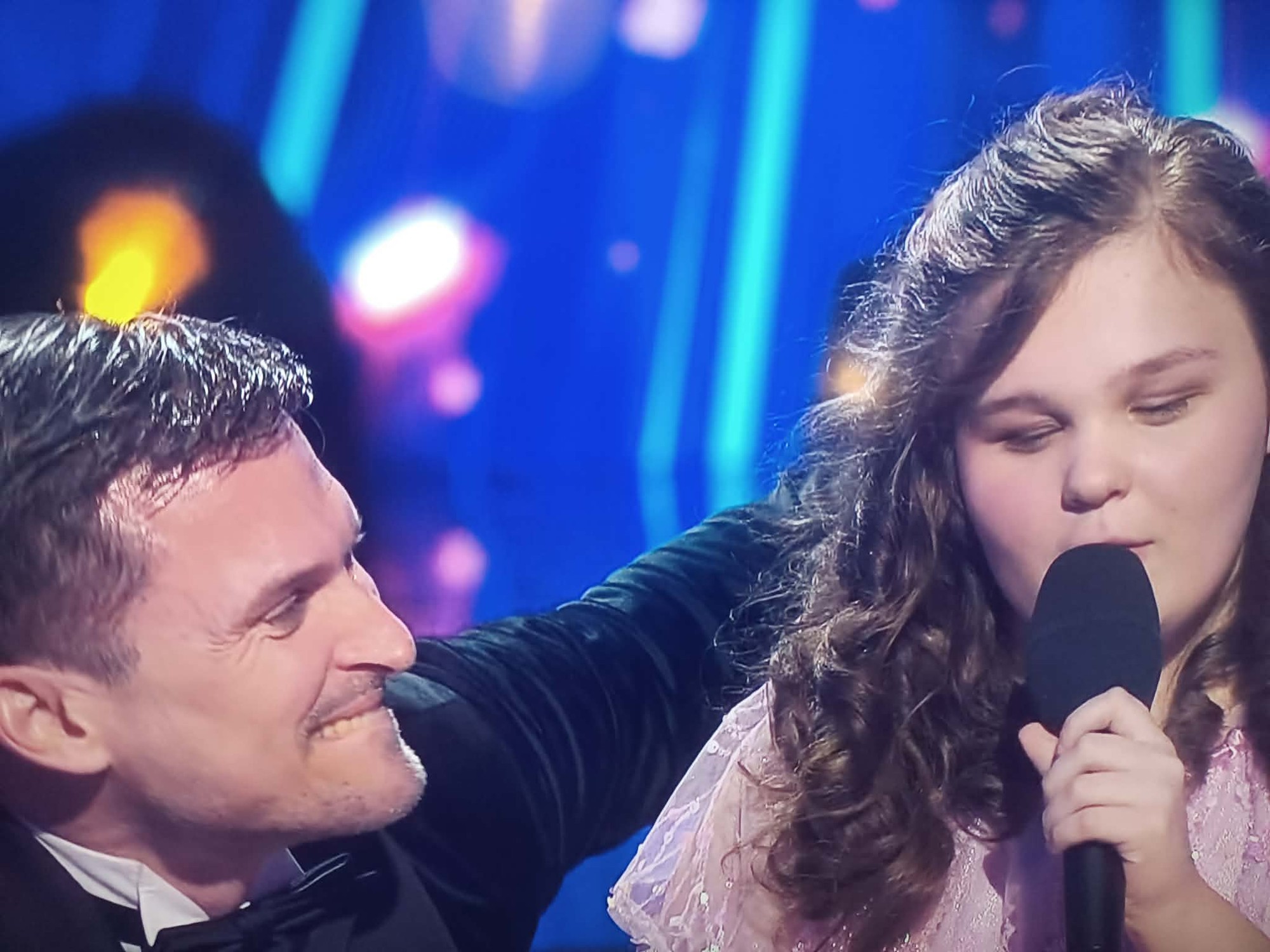 Ján Koleník a Dominika Rošková si prizvali do tanca Natálku. 