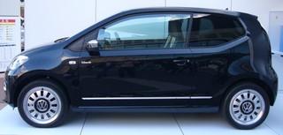 16 osób w Volkswagenie up!