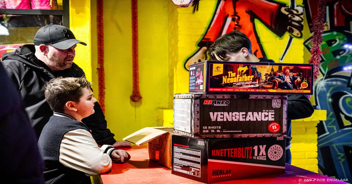 Twee derde steunt vuurwerkverbod, maar kabinetval bedreigt de invoering