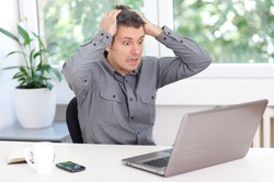 Ortograficzny bieg przez płotki. Polegniesz już na trzecim pytaniu. Quiz