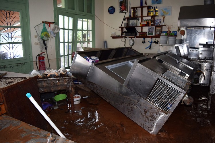 Zniszczenia na greckiej wyspie Skopelos