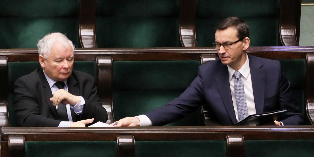 Ustawę wprowadzającą opłatę cukrową i od "małpek" Senat odrzucił w marcu. Teraz projekt znów trafi do Sejmu. 