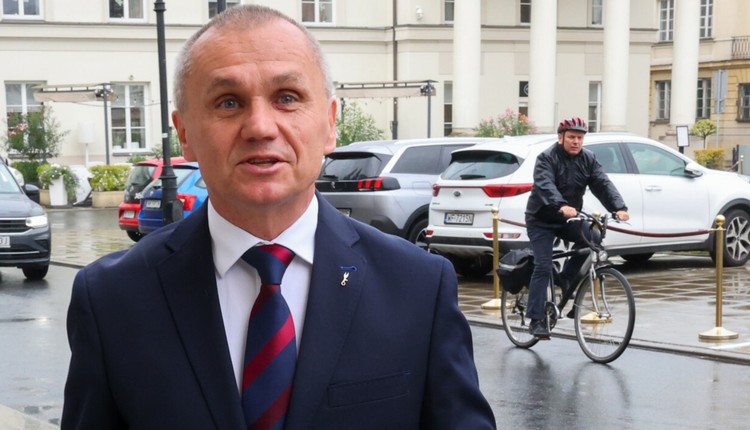 Gen. Polko wzywa prezydenta Nawrockiego: nie dajmy paliwa rosyjskim trollom