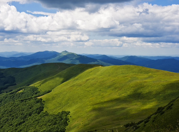 Wolisz rowerem czy pieszo? Bieszczady czekają