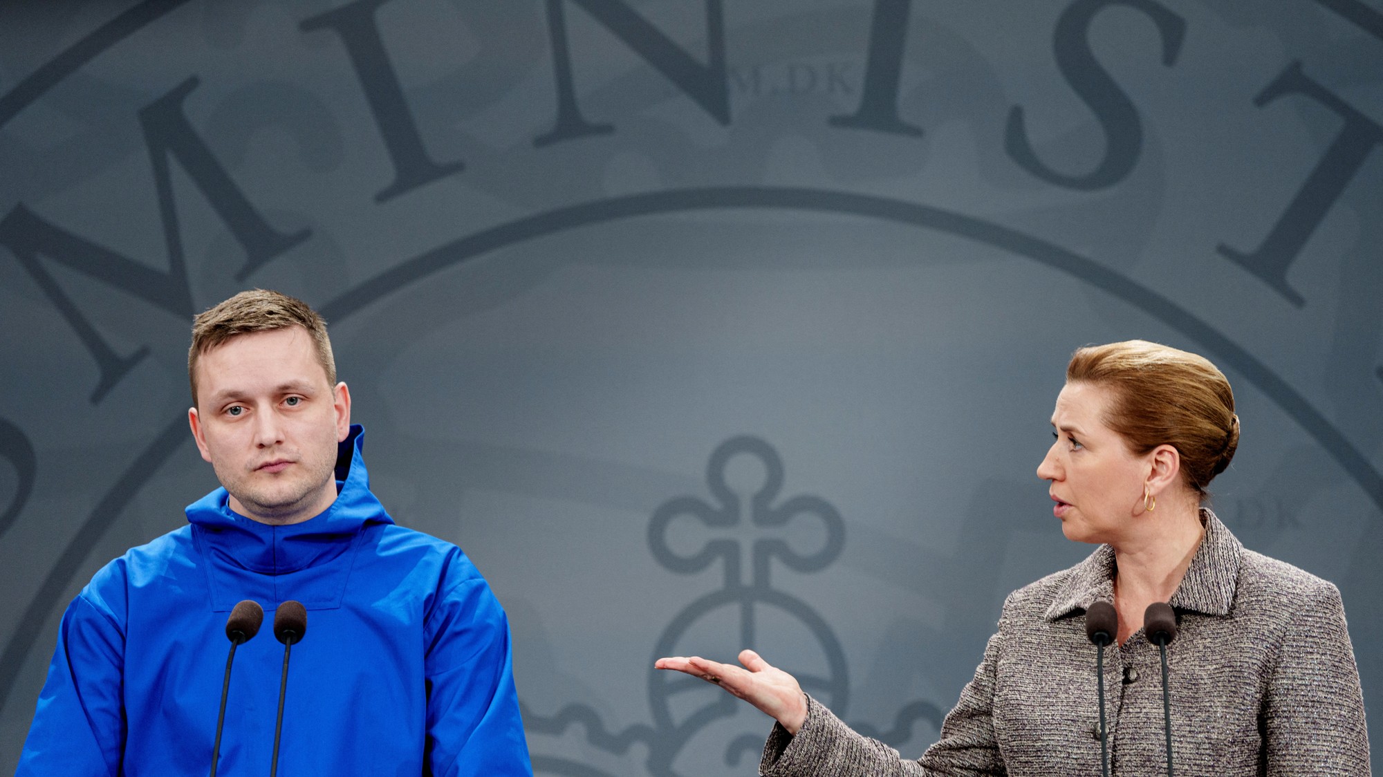 Dánska premiérka Mette Frederiksenová a grónsky premiér Jens-Frederik Nielsen na tlačovej konferencii v Kodani