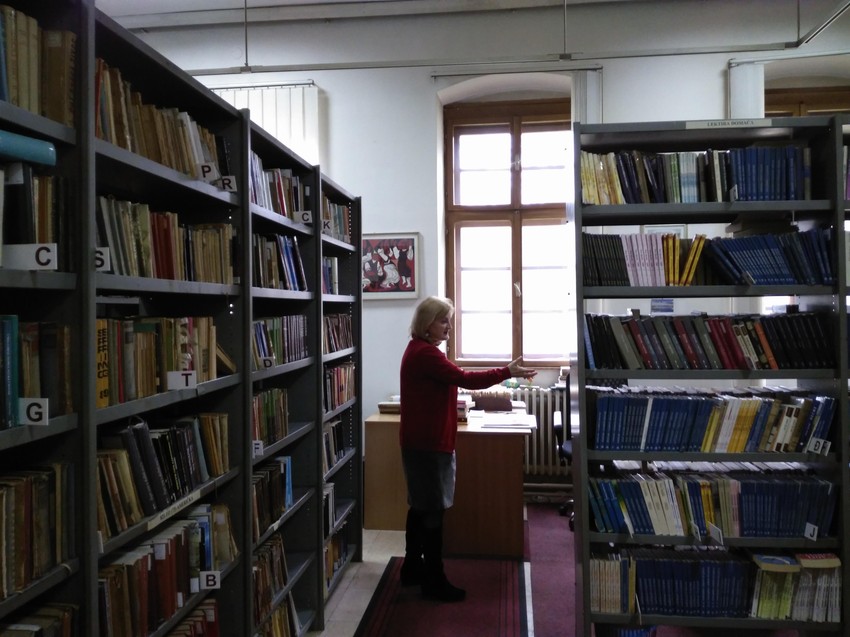 Preporučuje se posebno odvajanje knjiga koje su vraćene od onih koje su za preuzimanje