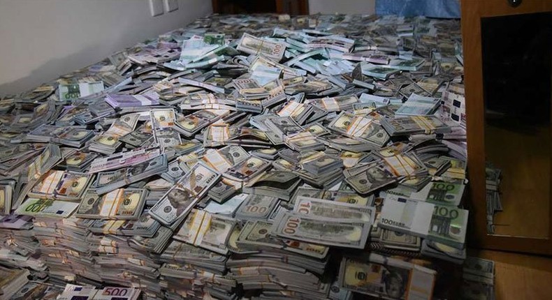 Fake foreign cash totalling Ksh1 billion that was recovered in Kenya