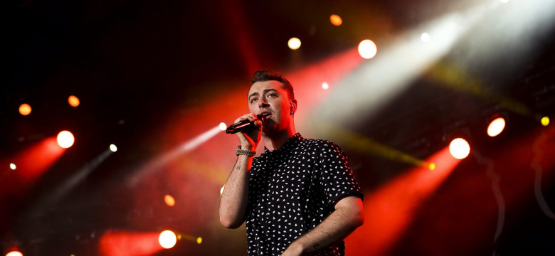 Sam Smith i dziewczyna z tatuażem. I to nie jednym