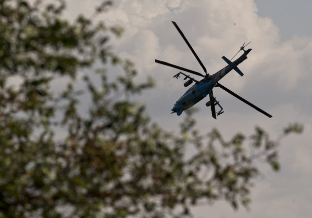 Słowiańsk otoczony. Ukraińskie wojska lądowe i lotnictwo w akcji