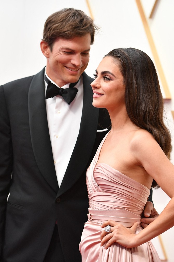 Mila Kunis i Ešton Kučer na dodeli Oskara