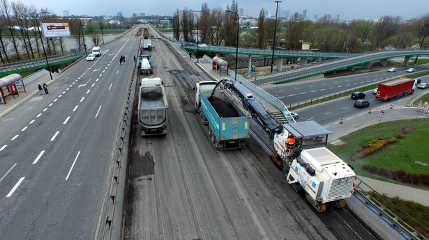 Rozpoczął się remont Mostu Łazienkowskiego w Warszawie, PAP/Leszek Wdowiński