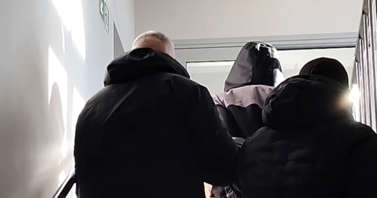 17-latek z Brzegu tygodniami terroryzował 12-latka. Wyłudził aż 20 tys. zł