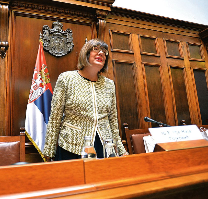 Opozicija tvrdi da je Maja Gojković uzrok problema