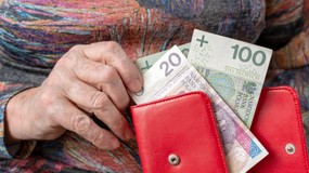 Wiek: 60 lat, staż pracy: 20 lat. Ile emerytury z ZUS dostaniesz? Oto kwota