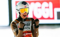 Stoch wygrał w Vikersund i zmniejsza straty do Krafta