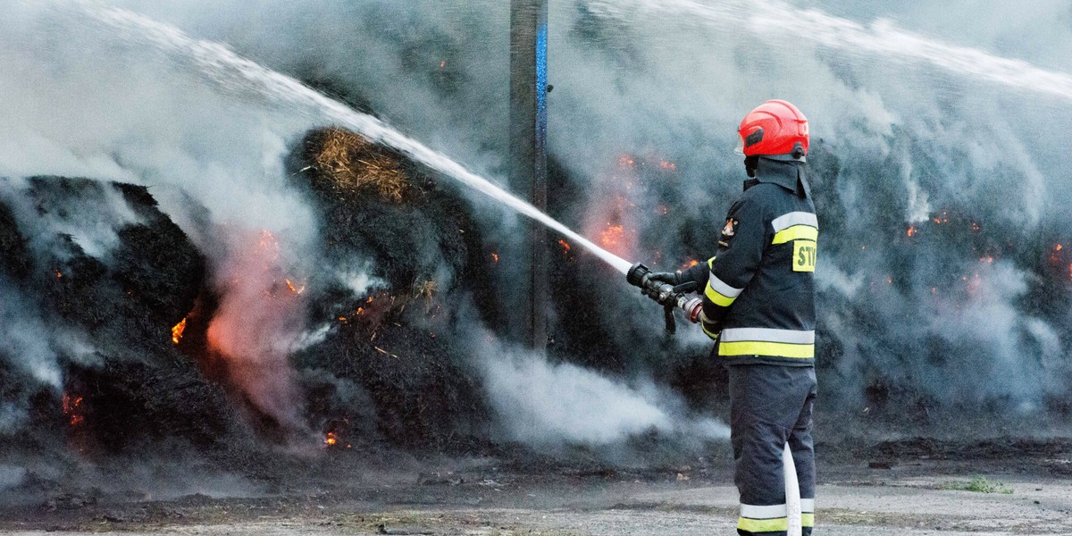 MSWiA chce wprowadzić stały dodatek emerytalny dla druhów, którzy brali udział w akcjach gaśniczych.