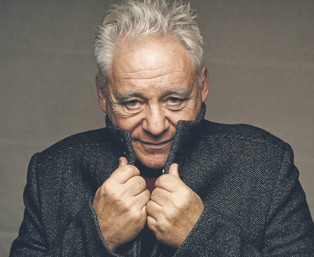 Literaci zaplątani w stalinizm, czyli demiurdzy na usługach partii