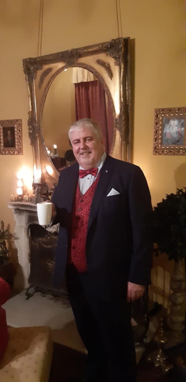 Humorista a producent Oliver Andrásy.