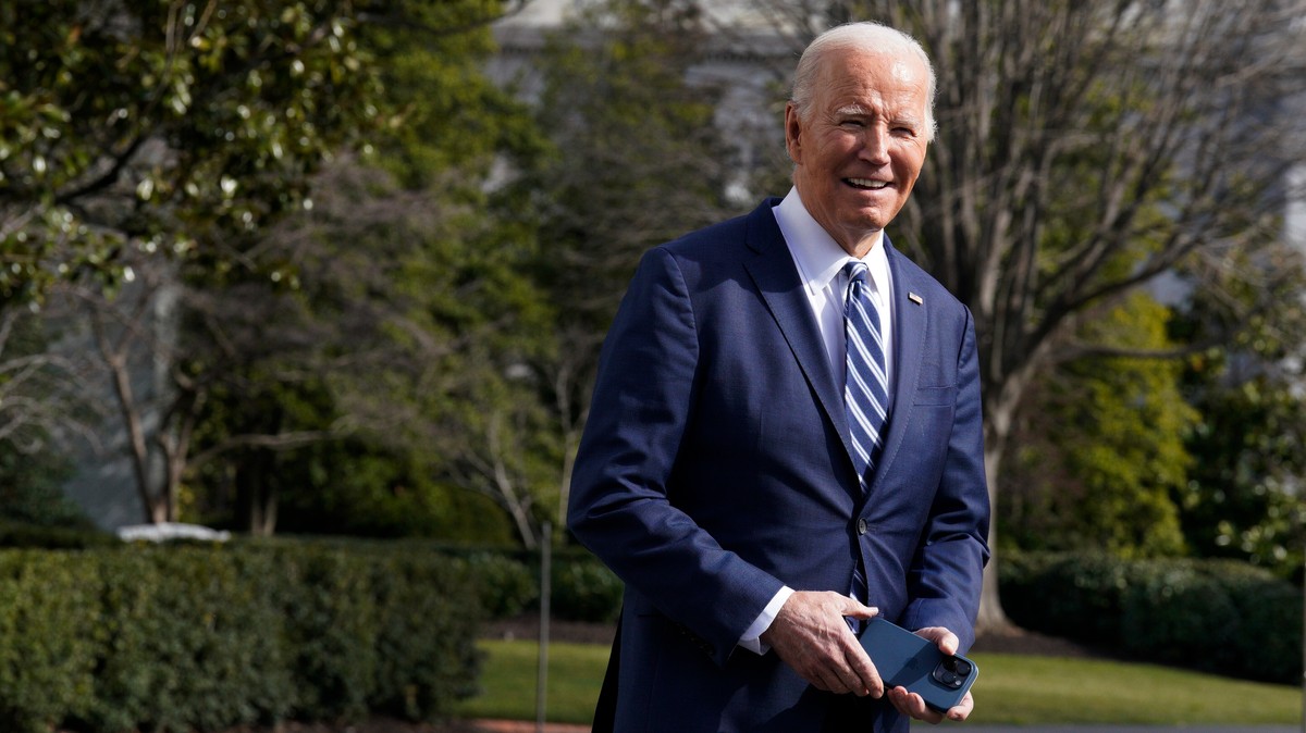Orvoshoz fordult Joe Biden: megszólalt a Fehér Ház