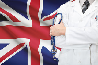Wielka Brytania: W służbie zdrowia jednak nie będzie wymogu szczepień przeciw Covid-19