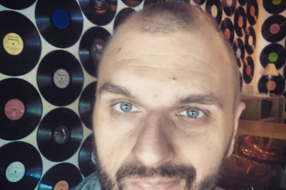 OTAC MU SE UBIO I OSTAVIO PISMO Boban ga nikada nije pročitao, a preispitivao je ceo svoj život nakon tragedije koja se desila