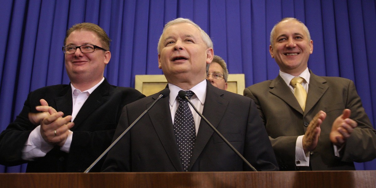 Michał Kamiński, Jarosław Kaczyński i Joachim Brudziński w 2009 r.