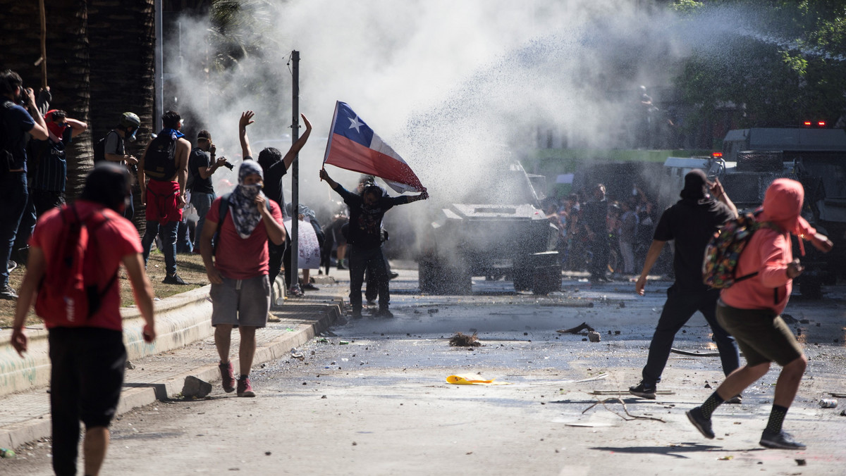 Protesty w Chile. Pierwsza taka sytuacja od 30 lat