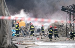 Sprowadzili nielegalnie do Polski tysiące ton śmieci. Staną za to przed sądem