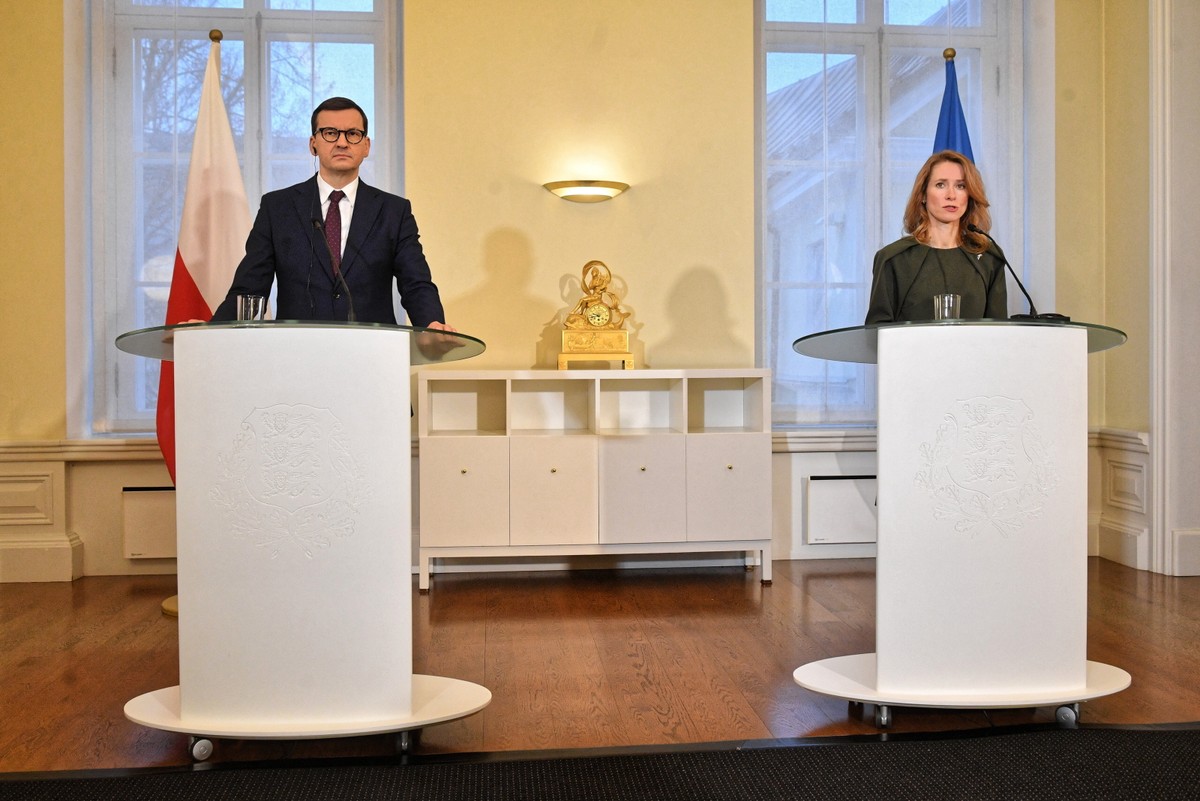 Tallin, Estonia, 21.11.2021. Premier Mateusz Morawiecki i premier Estonii Kaja Kallas
