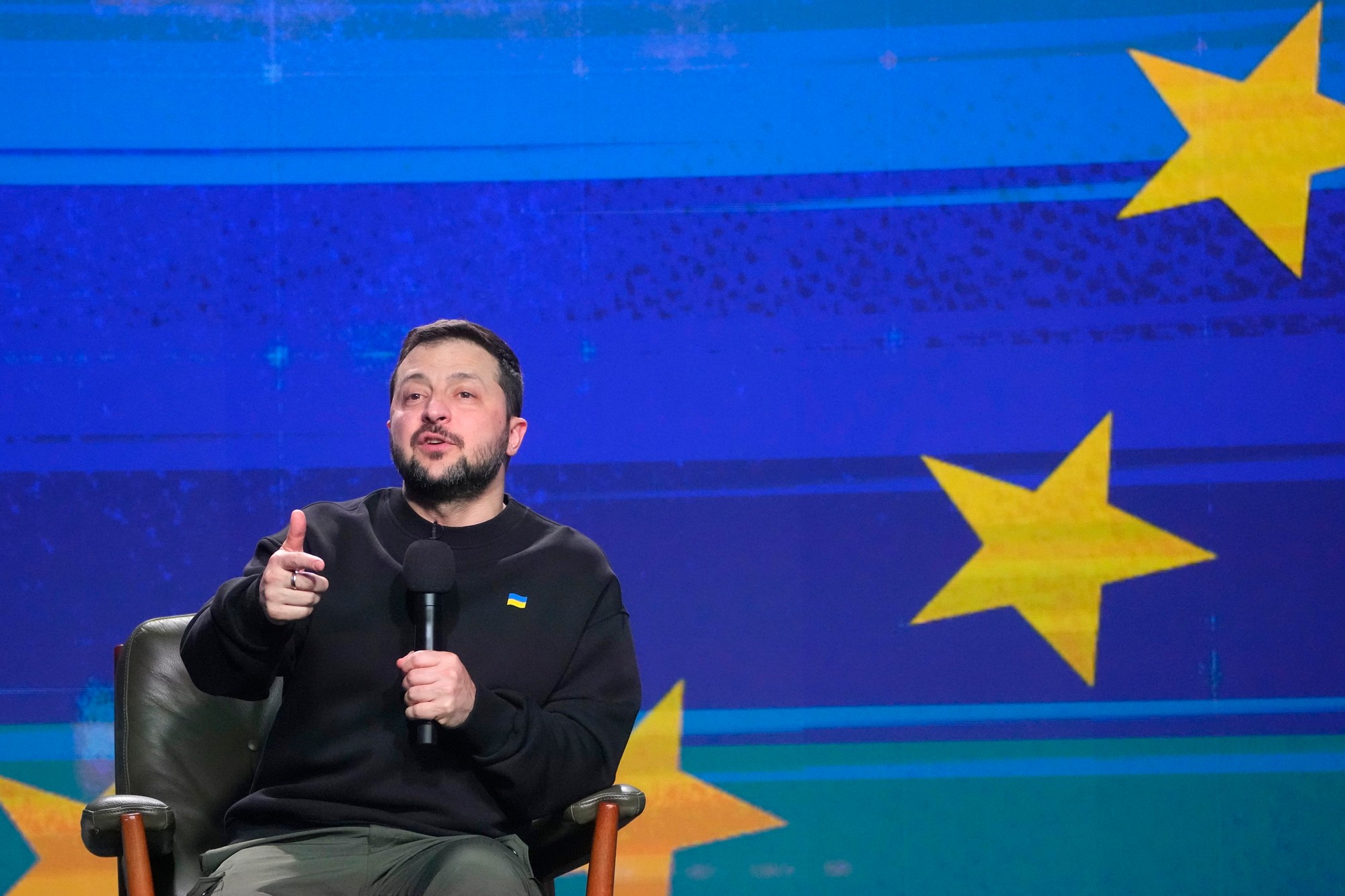 Ukrajinský prezident Volodymyr Zelenskyj počas tlačovej konferencie v Kyjeve.