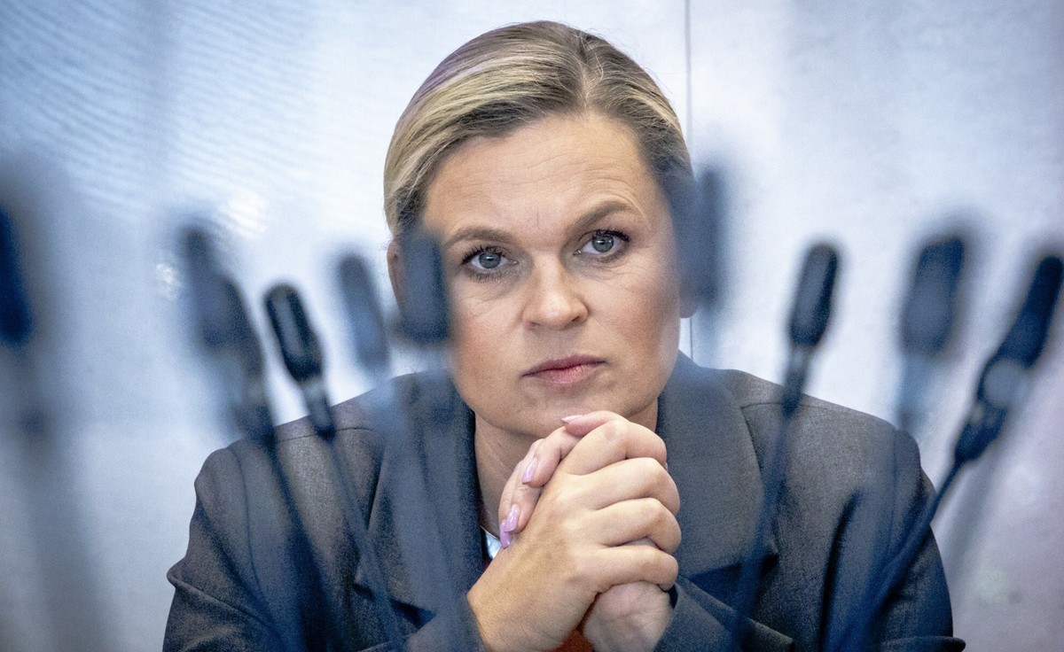 Polacy ocenili nowy przedmiot szkolny. Co piąty zgadza się z opinią Kościoła [SONDAŻ]