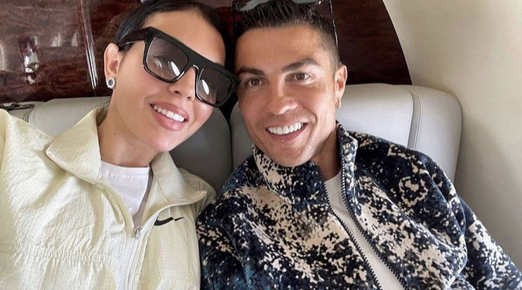 Ronaldo két gyermekével várandós Rodriguez Fotó: profimedia