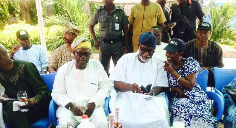 Akeredolu with guests at his Owo home