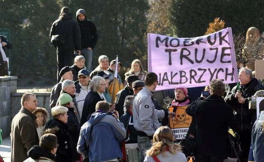 Zamiast pracować wolał pikietować