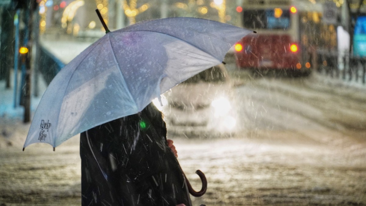 PRED NAMA JE NAJKRITIČNIJE JUTRO Mraz će udariti na najslabije, negde moguć i sneg! Detaljna prognoza za dane praznika, a evo i kada će konačno biti toplije