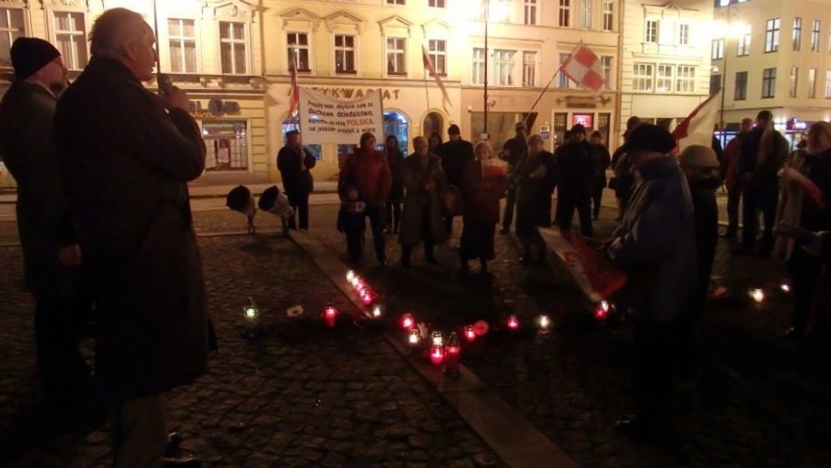 W sobotę 9 kwietnia odbędą się bydgoskie obchody VI rocznicy katastrofy smoleńskiej. Mimo incydentów w ubiegłych latach, tym razem organizatorzy obawiają się tylko pogody.