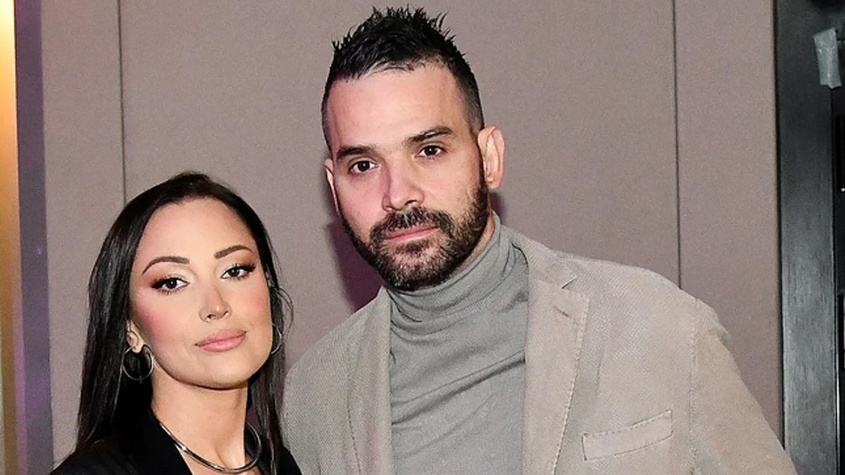 Starleta se razgolitila, pa poslala poruku Filipu Živojinoviću: "Pozdrav za muža Aleksandre Prijović!"