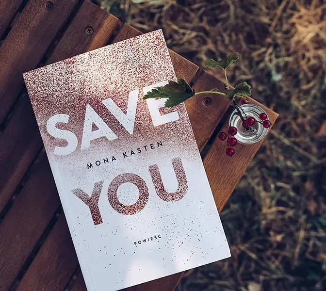 Save you / @evelina_czyta_ Instagram