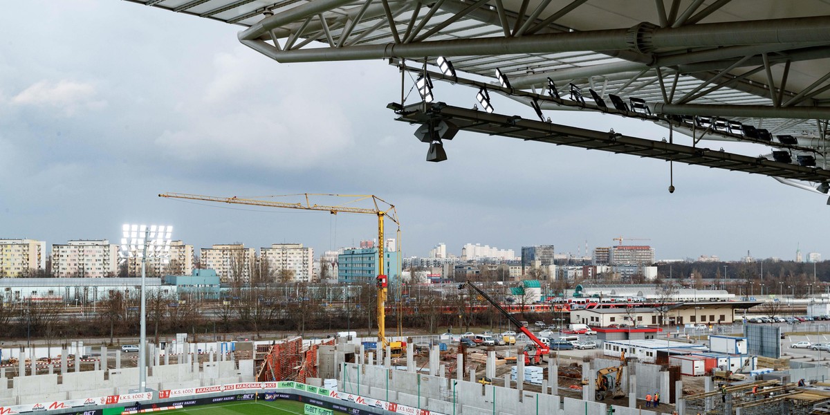 Na stadionie ŁKS powstają brakujące trybuny