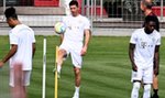 Robert Lewandowski trenuje z Bayernem. Niemcy w kropce. Jak go traktować?[ZDJĘCIA]