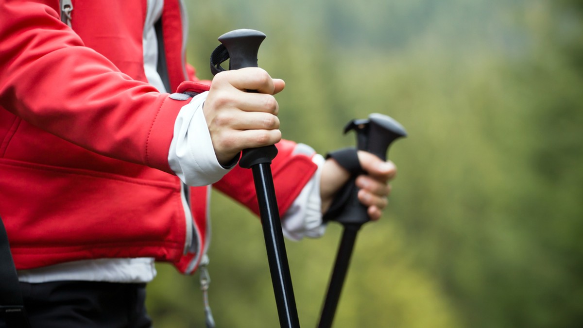 Nordic walking — jak wybrać odpowiednie kijki?