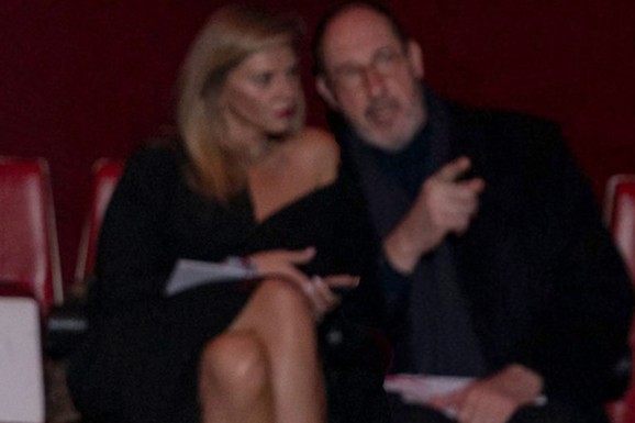 "MISLILA SAM DA ĆE MI KRAJ NJEGA BITI KAO KOD TATE" Melina se udala za moćnog Džefrija, a njene reči o PRELOMNOM PERIODU ŽIVOTA su iskrene: O prvom braku je ovako pričala