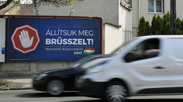 A Fidesz európai szövetségesei is kiakadtak a kormány hirdetésein / MTI - Bruzák Noémi