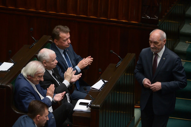 Antoni Macierewicz, Jarosław Kaczyński, Mariusz Błaszczak, Ryszard Terlecki