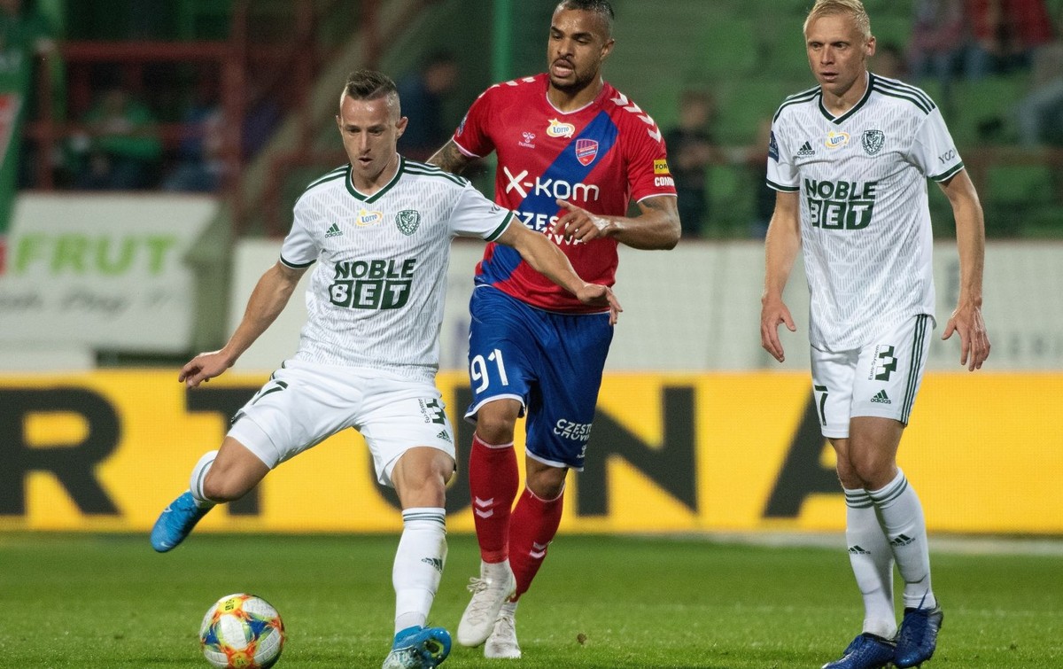 Ekstraklasa: Śląsk nie może wygrać od sierpnia. Gol last minute Rakowa