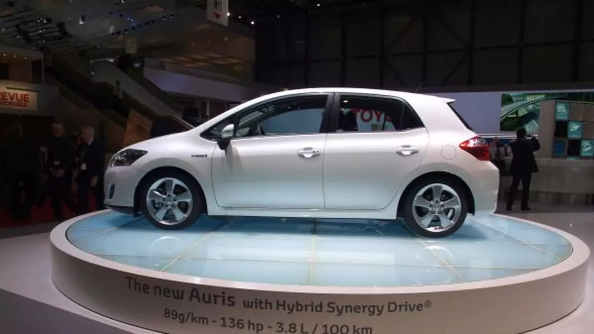 Toyota Auris HSD