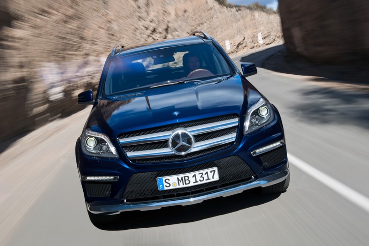 1. miejsce - mercedes GL - terenówki i SUV